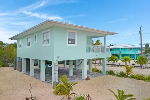 112 Santa Barbara, Marathon, FL 33050 photo 2