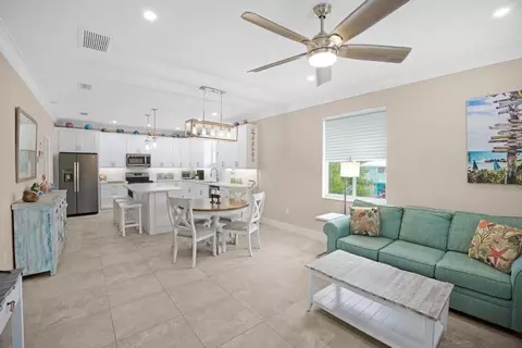 112 Santa Barbara, Marathon, FL 33050 photo 6