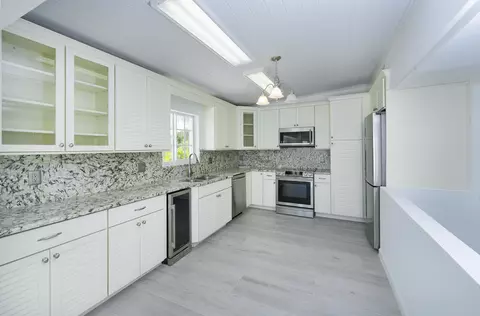 Kitchen - 2 North Dr, Key Largo, FL 33037 photo 1 of 1