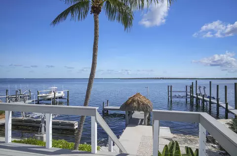 View/Area - 2 North Dr, Key Largo, FL 33037 photo 2 of 11