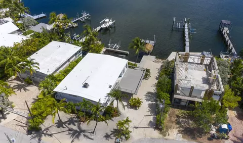 View/Area - 2 North Dr, Key Largo, FL 33037 photo 10 of 11