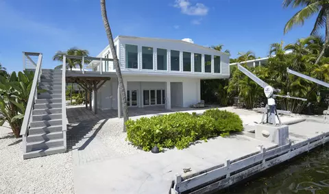 Exterior - 2 North Dr, Key Largo, FL 33037 photo 11 of 11