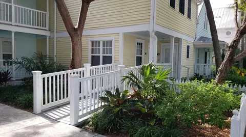208 Southard St #2, Key West, FL 33040