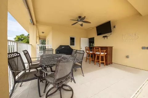 Bedroom - 114 Avenue E, Marathon, FL 33050 photo 1 of 12