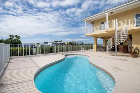 Exterior - 114 Avenue E, Marathon, FL 33050 photo 1 of 18