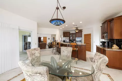 Dining - 114 Avenue E, Marathon, FL 33050 photo 2 of 2