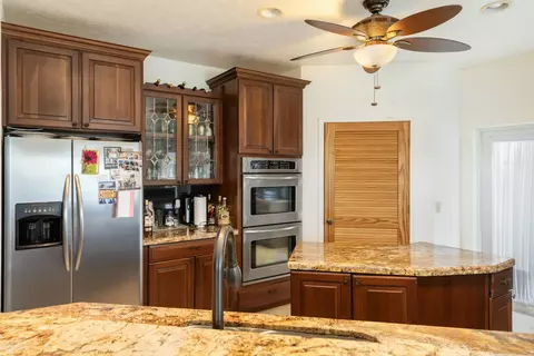 Kitchen - 114 Avenue E, Marathon, FL 33050 photo 2 of 4