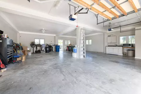 Exterior - 114 Avenue E, Marathon, FL 33050 photo 16 of 18