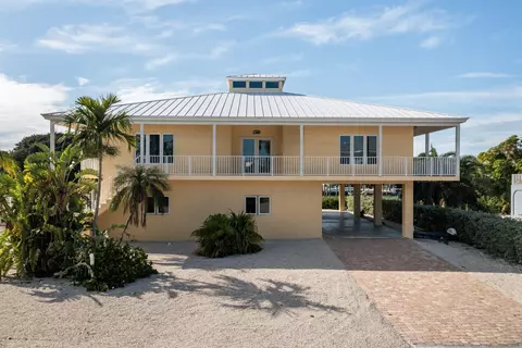 Exterior - 114 Avenue E, Marathon, FL 33050 photo 7 of 18