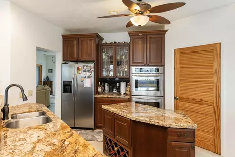Kitchen - 114 Avenue E, Marathon, FL 33050 photo 4 of 4