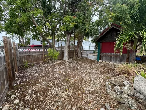 25 El Monte Ln, Key West, FL 33040