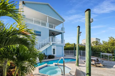 58 Coco Plum Dr, Marathon, FL 33050 photo 2