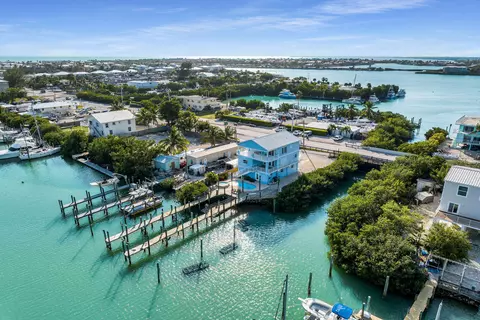 58 Coco Plum Dr, Marathon, FL 33050 photo 8