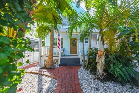 12 Golf Club Dr, Key West, FL 33040
