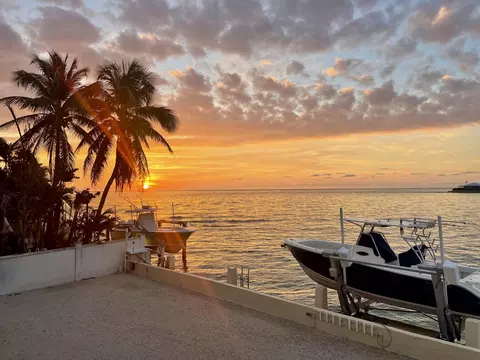 View/Area - 5 Ocean E, Marathon, FL 33050 photo 2 of 20