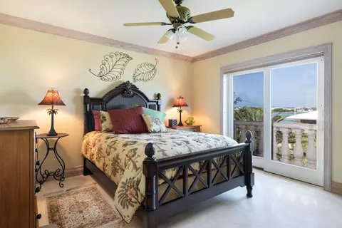 Bedroom - 5 Ocean E, Marathon, FL 33050 photo 10 of 12