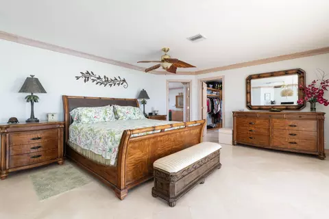 Bedroom - 5 Ocean E, Marathon, FL 33050 photo 5 of 12