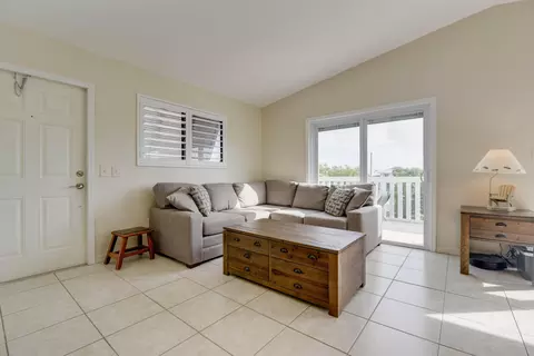 3687 Gulfstream St, Big Pine Key, FL 33043 photo 11