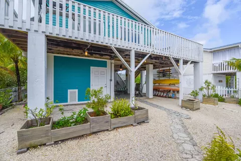 3687 Gulfstream St, Big Pine Key, FL 33043 photo 32