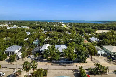 View/Area - 774 Bostwick Dr, Key Largo, FL 33037 photo 3 of 14