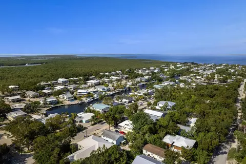 View/Area - 774 Bostwick Dr, Key Largo, FL 33037 photo 7 of 14