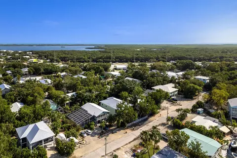 View/Area - 774 Bostwick Dr, Key Largo, FL 33037 photo 9 of 14