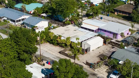 7 Hibiscus Dr, Key Largo, FL 33037