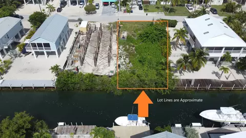 430 Les Rohde Dr, Ramrod Key, FL 33042