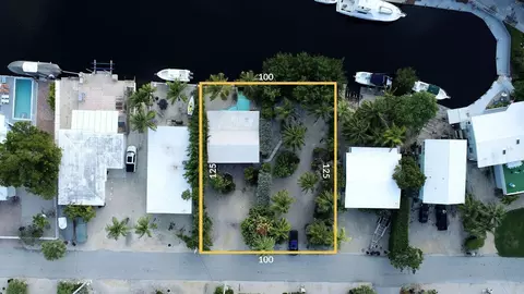 140 Gardenia St, Tavernier, FL 33070