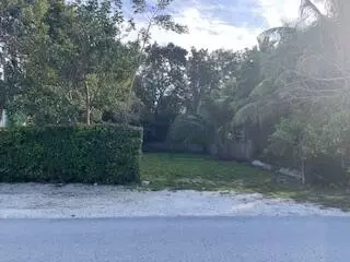 lot Apt 8 Buttonwood Ave, Key Largo, FL 33037