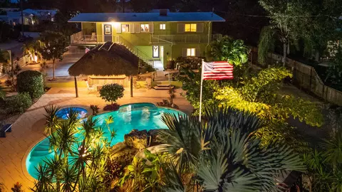 443 4th Rd, Key Largo, FL 33037