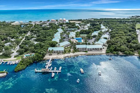 87200 Overseas Hwy #P4, Islamorada, FL 33036