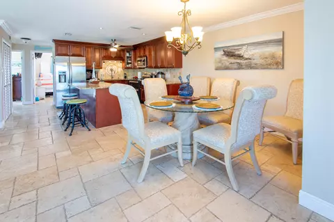 Dining - 201 B David Ln, Marathon, FL 33050 photo 1 of 2
