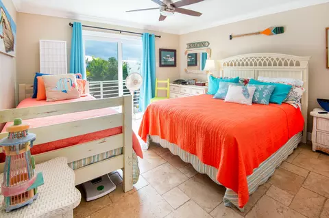 Bedroom - 201 B David Ln, Marathon, FL 33050 photo 4 of 5