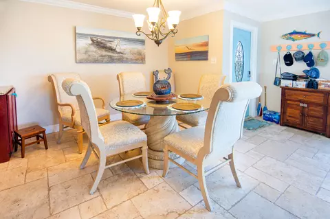 Dining - 201 B David Ln, Marathon, FL 33050 photo 2 of 2