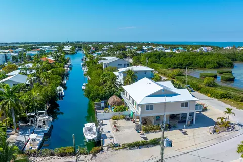 View/Area - 201 B David Ln, Marathon, FL 33050 photo 6 of 10
