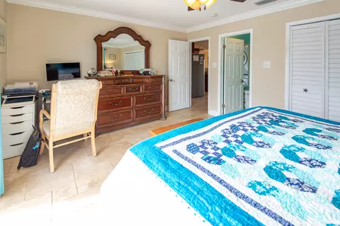 Bedroom - 201 B David Ln, Marathon, FL 33050 photo 3 of 5