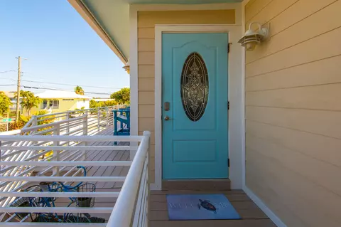 Exterior - 201 B David Ln, Marathon, FL 33050 photo 6 of 14