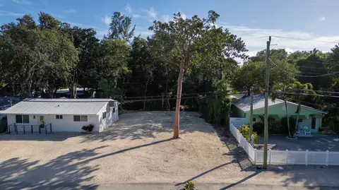 236 Lignumvitae Dr, Key Largo, FL 33037 photo 3