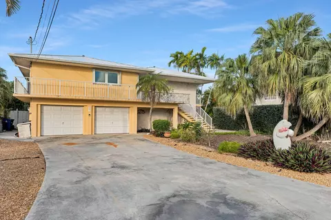 521 12th St #KEY colony, Key Colony Beach, FL 33051