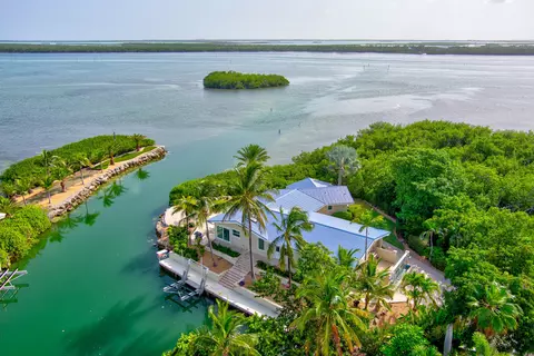 783 Pattison Dr, Cudjoe Key, FL 33042