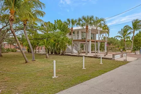 3915 Gordon Rd, Big Pine Key, FL 33043 photo 3