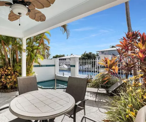 7006 Harbor Village Dr, Duck Key, FL 33050