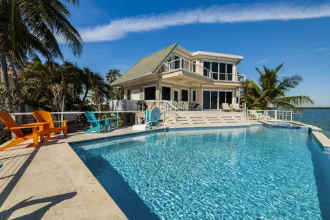 Exterior - 8 Ocean E, Marathon, FL 33050 photo 12 of 26