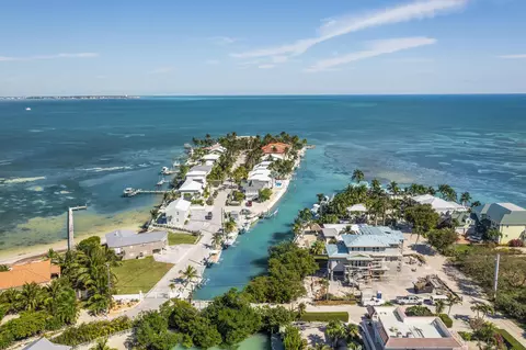 View/Area - 8 Ocean E, Marathon, FL 33050 photo 19 of 33