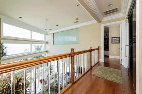 Entry Way - 8 Ocean E, Marathon, FL 33050 photo 2 of 2