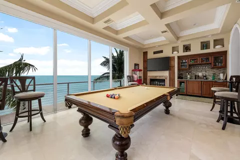 Living - 8 Ocean E, Marathon, FL 33050 photo 2 of 7