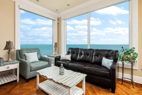 Living - 8 Ocean E, Marathon, FL 33050 photo 7 of 7