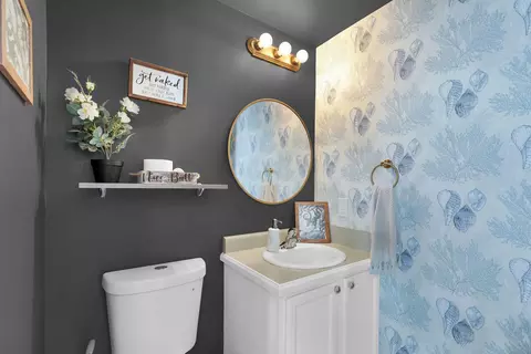 Bath - 333 25th St, Marathon, FL 33050 photo 1 of 4