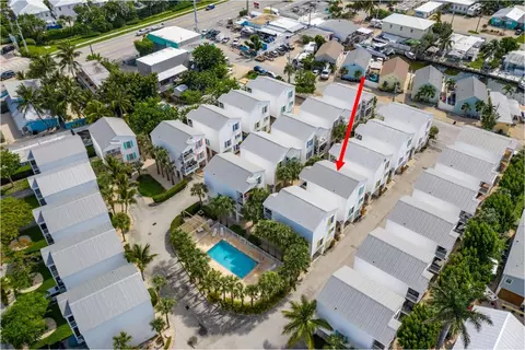 333 25th St, Marathon, FL 33050